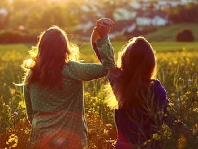 Melhores amigas além do tempo